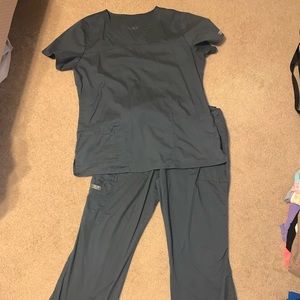 Cherokee work wear scrub set